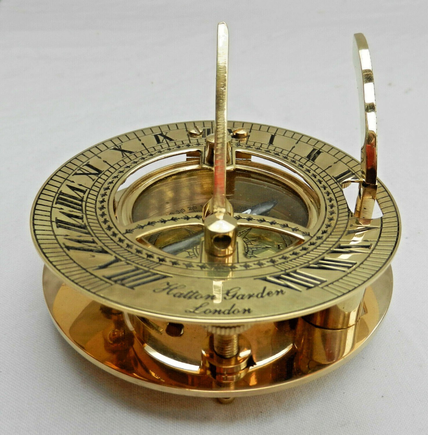 Antique Style Brass Portable Sundial & Compass in a Wooden Box - BNIB