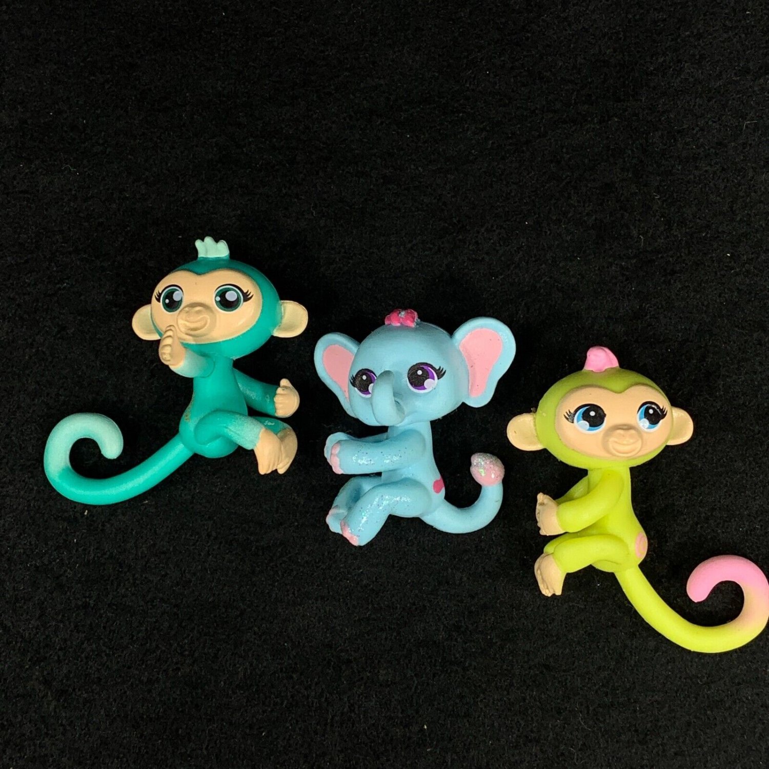 Fingerlings Mini Figure Blue Monkey Elephant Green Monkey Set of 3 WowWee
