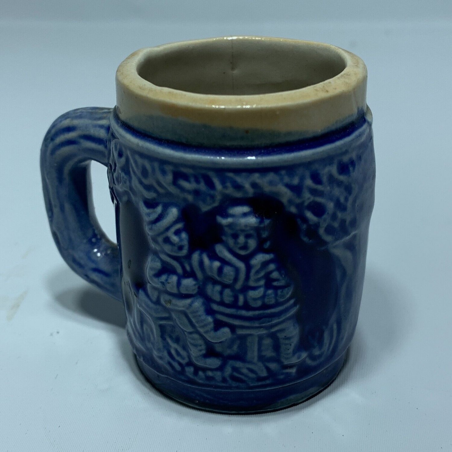 Mini Stein Toothpick Holder Blue Couple Sitting Drinking Cute Kitchen Decor