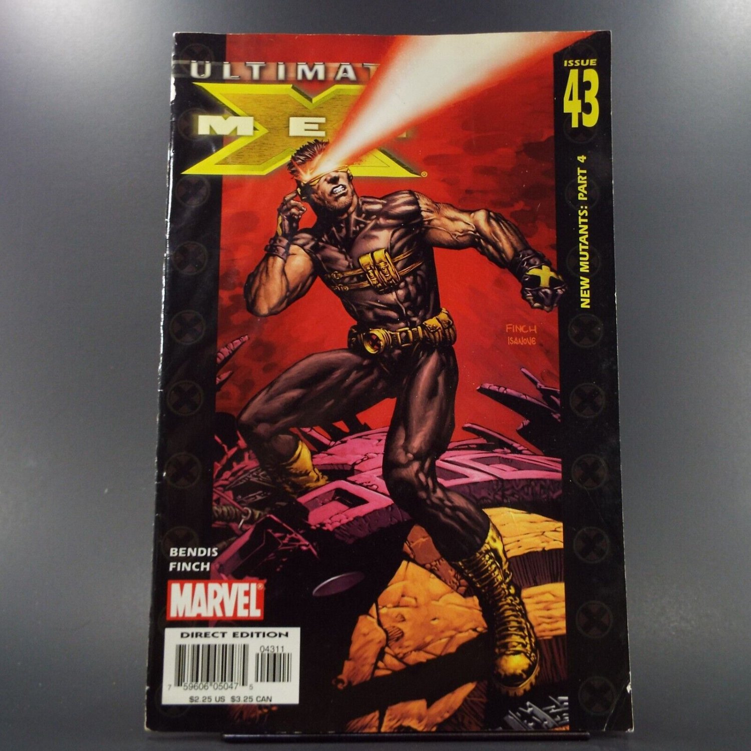 Ultimate X-Men 43 Marvel Comics May 2004 Storm Angel Beast