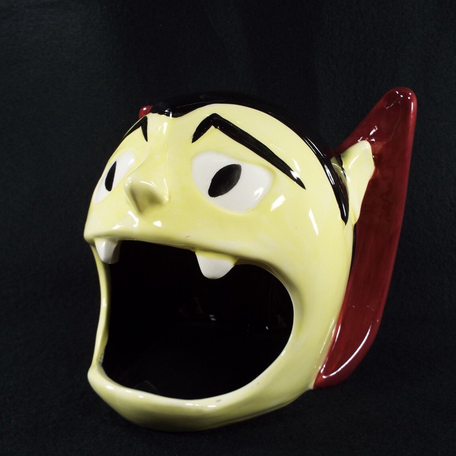 Vampire Candy Dish Candle Holder Halloween Decoration Dracula 6"x6"