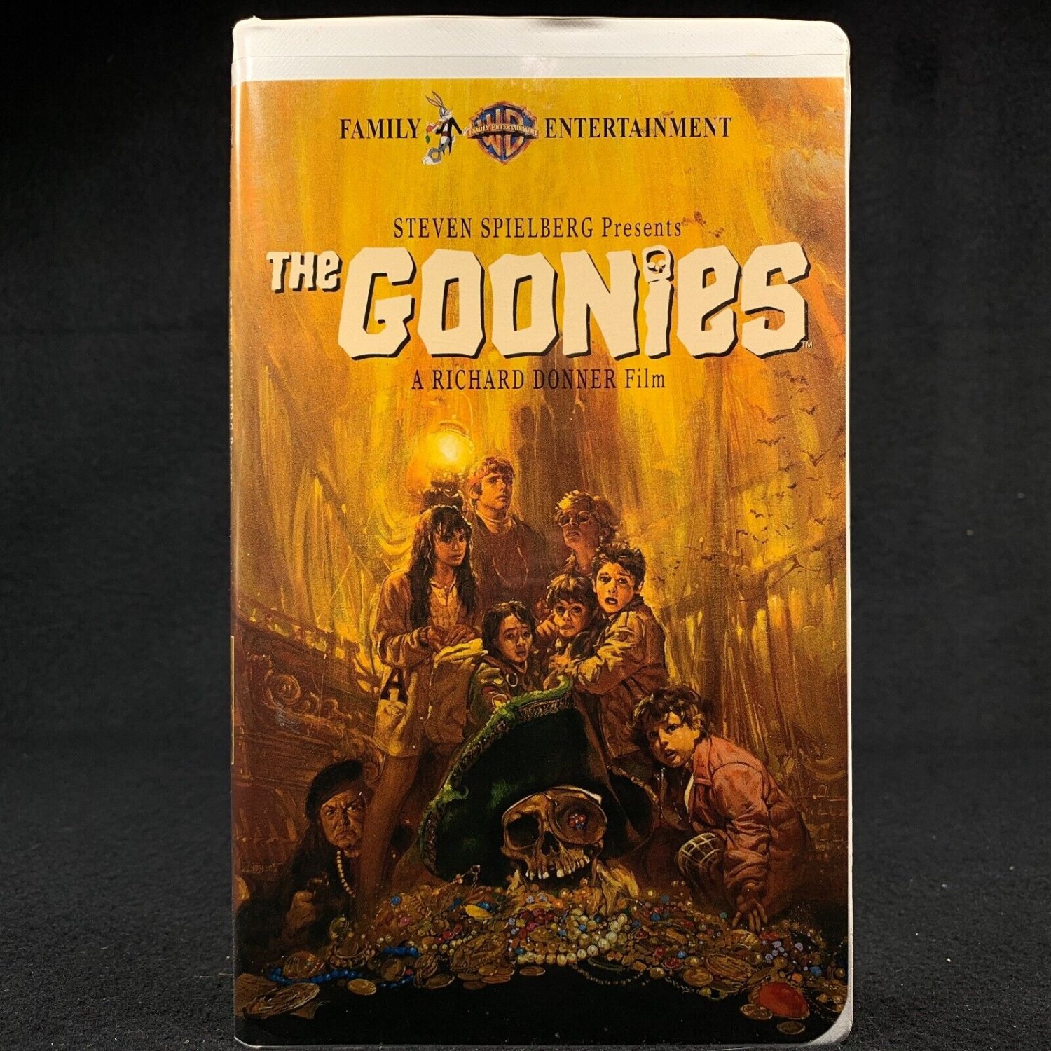 The Goonies VHS Clamshell 1997 Sean Astin Corey Feldman 80s Classic