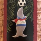 HALLMARK PERFECT BALANCE 1995 CHRISTMAS KEEPSAKE ORNAMENT ~ SOCCER SEAL