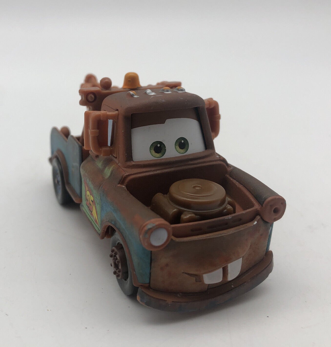 Disney Pixar Cars Tow Mater Mattel Diecast Toy Truck Vehicle Figure