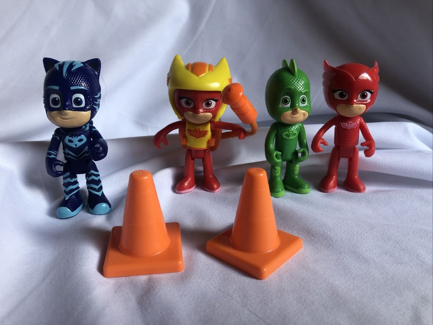 PJ Masks Deluxe Cat Boy Gekko 2 Owlette Action Figures Lot 3.5”