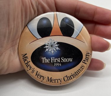 Pin Pinback-Disney The First Snow 1994 Mickey&acirc;��s Very Merry Christmas Party