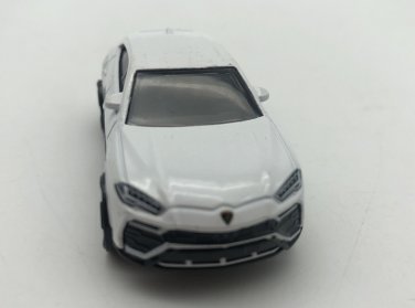 Hot Wheels '17 Lamborghini Urus White #64 64/250 2021 Factory Fresh