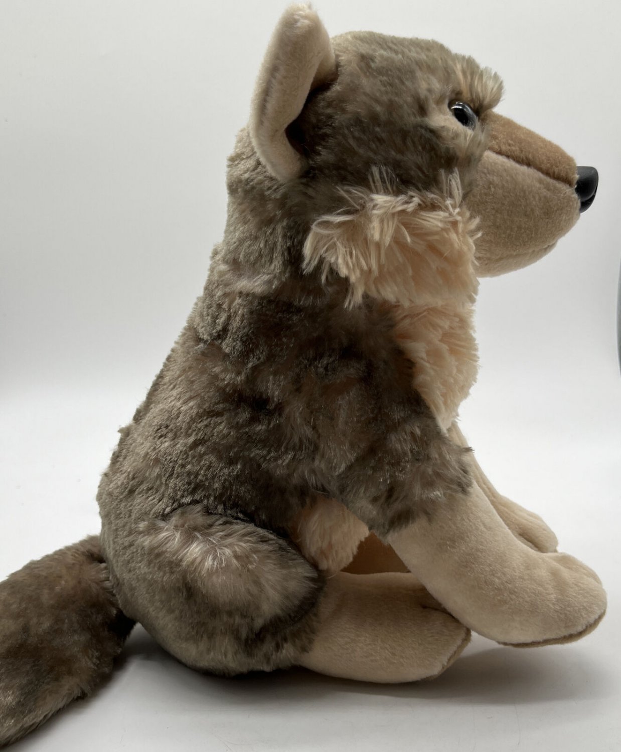 Wild Republic Timber Wolf Plush Stuffed Animal Brown Grey Sitting 12” EUC