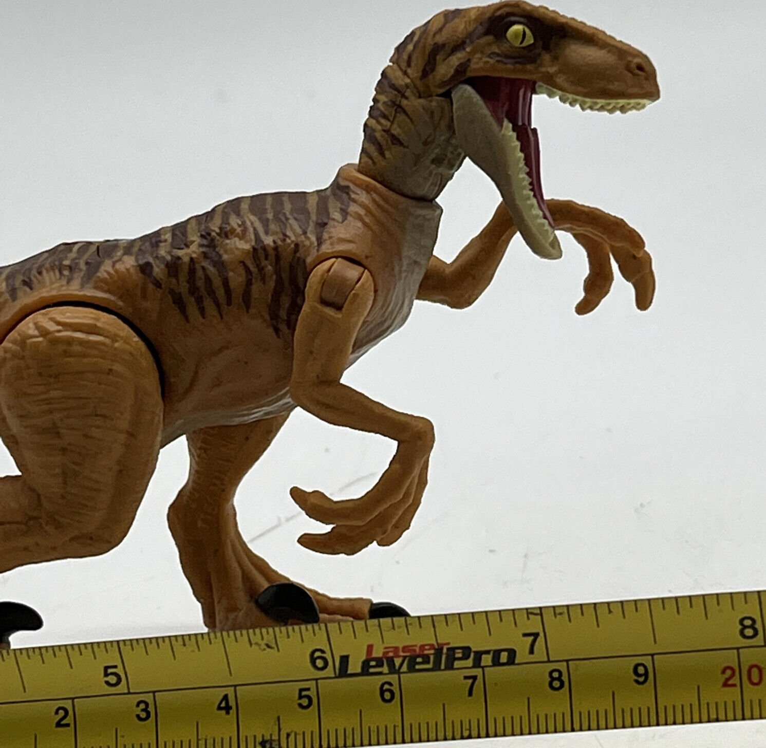 Mattel Jurassic World Legacy Collection Tiger Velociraptor Leaping Dinosaur