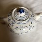 K&Atilde;&frac14;tahya Ceramics, Altin Gini Signed, Small Teapot, Hand Painted White & Blue 5&acirc;��