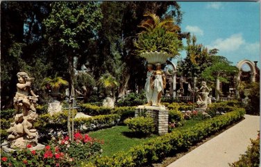 USPS The Kapok Tree Inn The East Garden Clearwater FL 1950's VTG Unposted