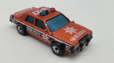 Matchbox 1983-1987 Ford Crown Victoria Vic LTD Police Copper S-27 1:69 Scale
