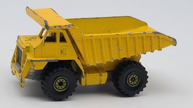 Vintage Hot Wheels CAT Dump Truck 1979 Caterpillar
