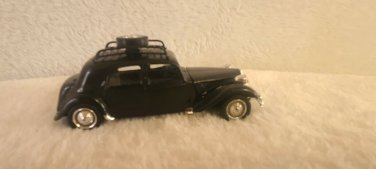 Solido Age d'Or 1/43 Scale Model. Citroen 15cv 1939