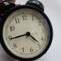 DEKAD Analog Alarm Clock Desk Table Bedroom Quartz Movement Battery Op - Black