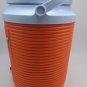 GATORADE Rubbermaid 2 Gallon Drink Dispenser Cooler Jug w/ Spout/Spigot/ Handle