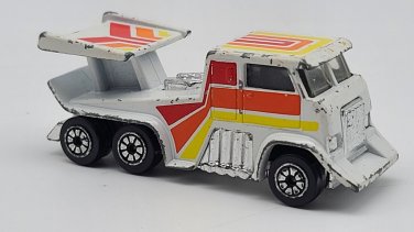 Vintage Kenner Fast 111's Evil Eye White Racing Semi Truck 1/64 Diecast/Plastic