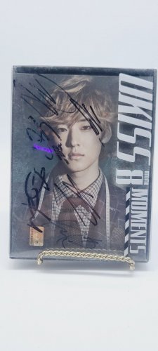 SIGNED UKiss Mini 8  Moments DVD w/ Photo Cards SEE PICS  *READ*