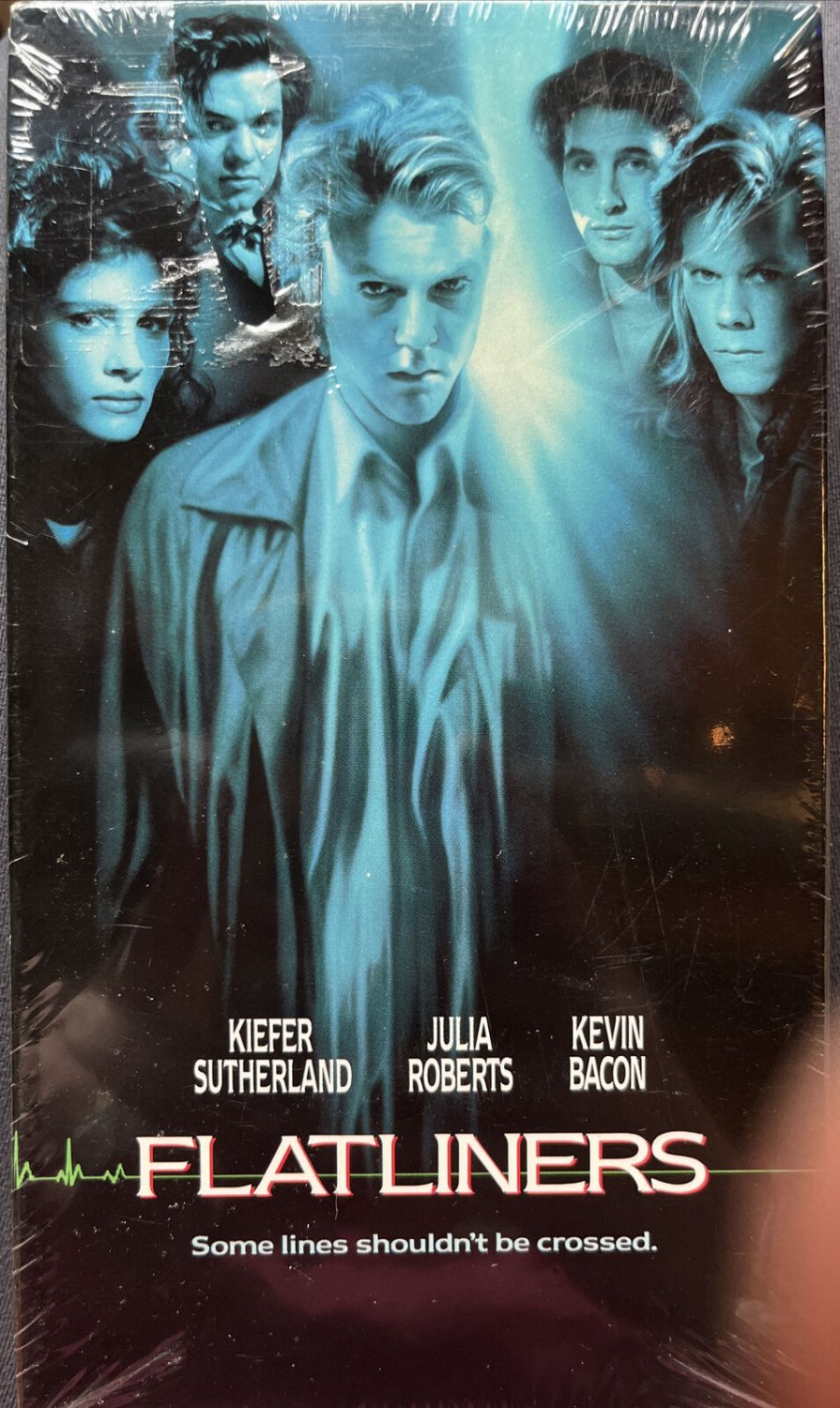 FLATLINERS (1990 VHS) Kiefer Sutherland JULIA ROBERTS New SEALED Water