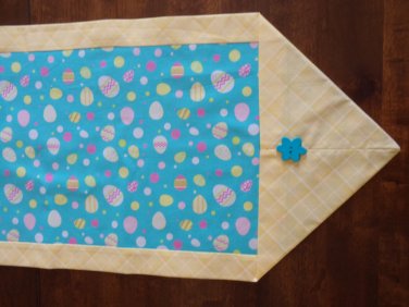 Easter egg Table Runner
