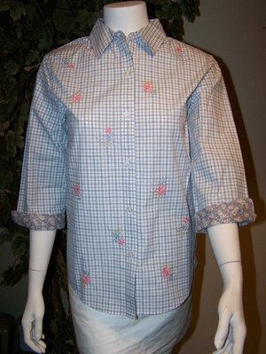 KENETH TOO Womans Large Plaid Blouse - Light Blue Plaid