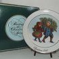 Avon 1981 Christmas Memories Sharing the Christmas Gift Collector Plate