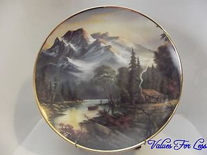 Franklin Mint Heirloom Mountain Retreat by Ron Huff Porcekain Collector Plate