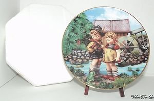 M.I. Hummel The Danbury Mint "Hello Down There" Little Champions Collector Plate