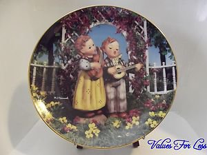 M.I. Hummel The Banbury Mint  Little Companions Collection - Little Musicians