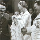 GERMAN WW2 Photo --  Adolf Hitler