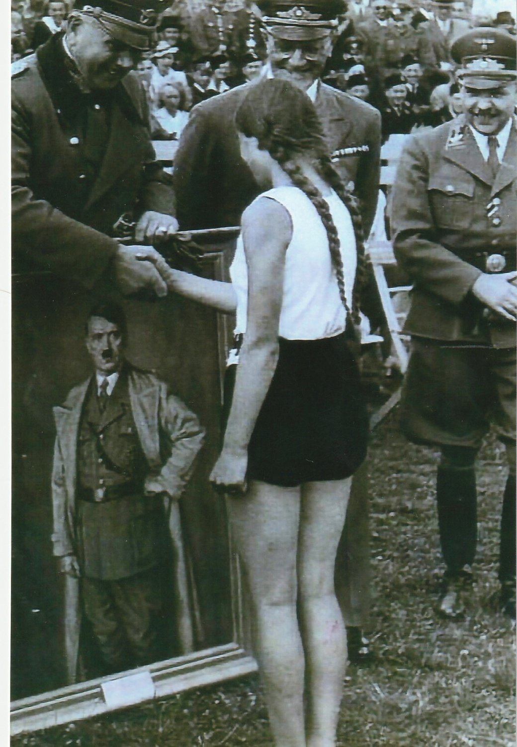 German Ww2 Photo League Of German Girls Bdm