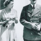 German WW2 Photo  == Adolf Hitler + Eva