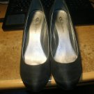 PRE-OWNED-LADIES-SZ 9.5M-CHINESE LAUNDRY-CL BY LAUNDRY SHOES-READ!