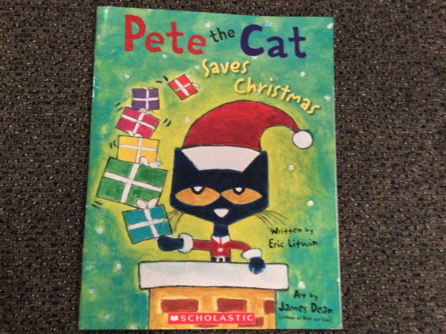 Pete the Cat Saves Christmas By Eric Litwin Paperback, Scholastic Pete The Cat Save Christmas