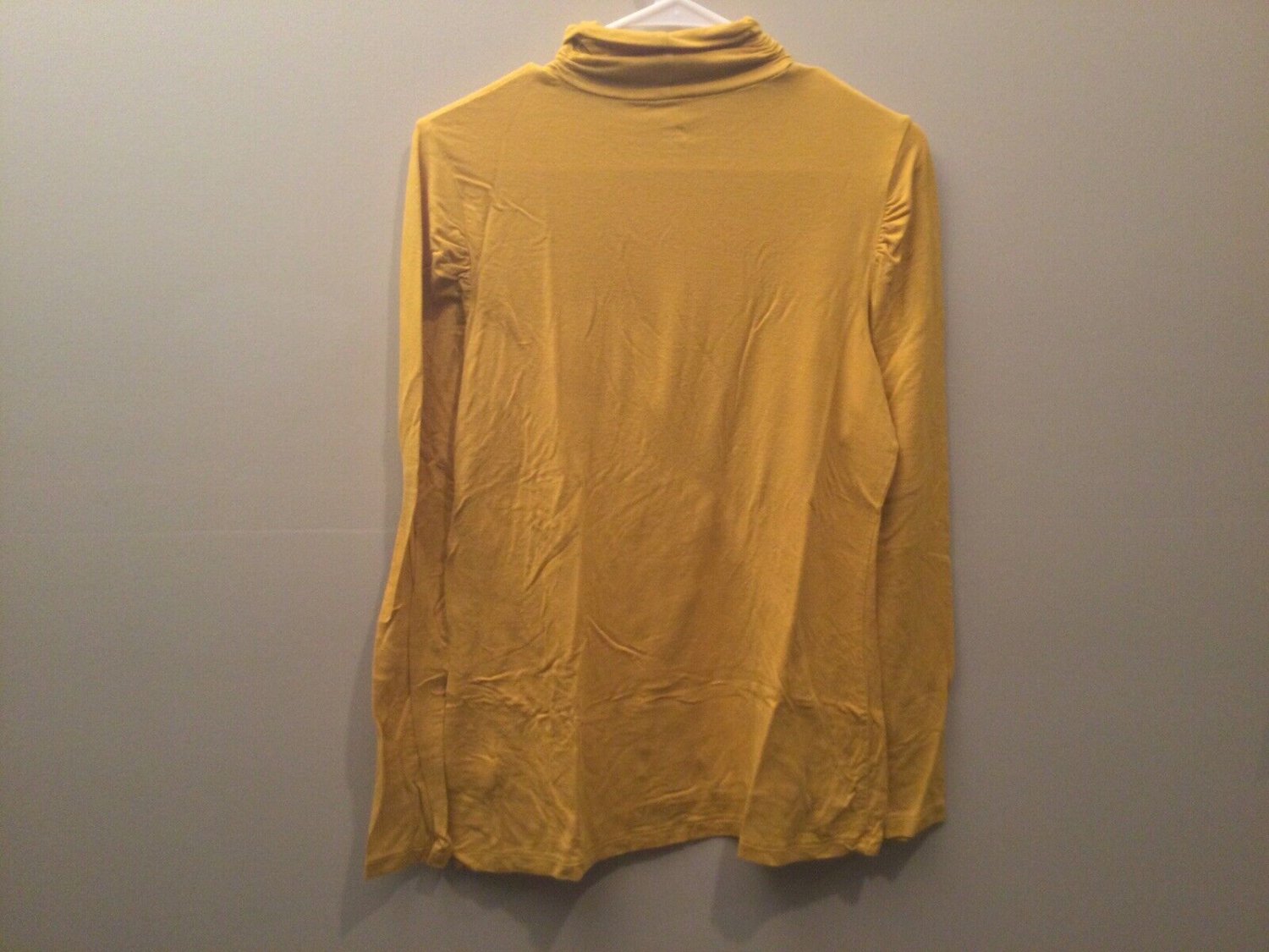 Apt 9 Essentials Turtleneck, Size L