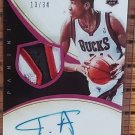 PANINI IMMACULATE COLLECTION GIANNIS ANTETOKOUNMPO BUCKS AUTOGRAPH #131