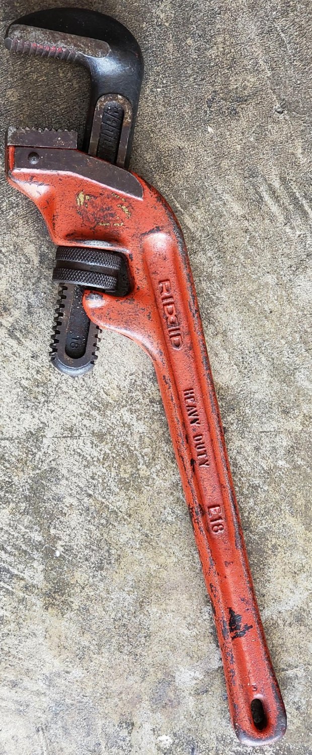 VINTAGE RIDGID 18" HEAVY DUTY ALLOY STEEL E18 OFF SET PIPE WRENCH MADE IN USA