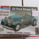 Monogram Classic Cruiser 1932 Ford Street Rod 1/24 scale