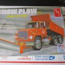 AMT Ford LNT-8000 Snow Plow Truck 1/25 Scale