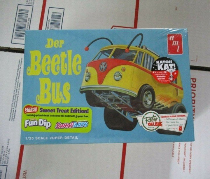 AMT Der Beetle Bus 1/25 scale