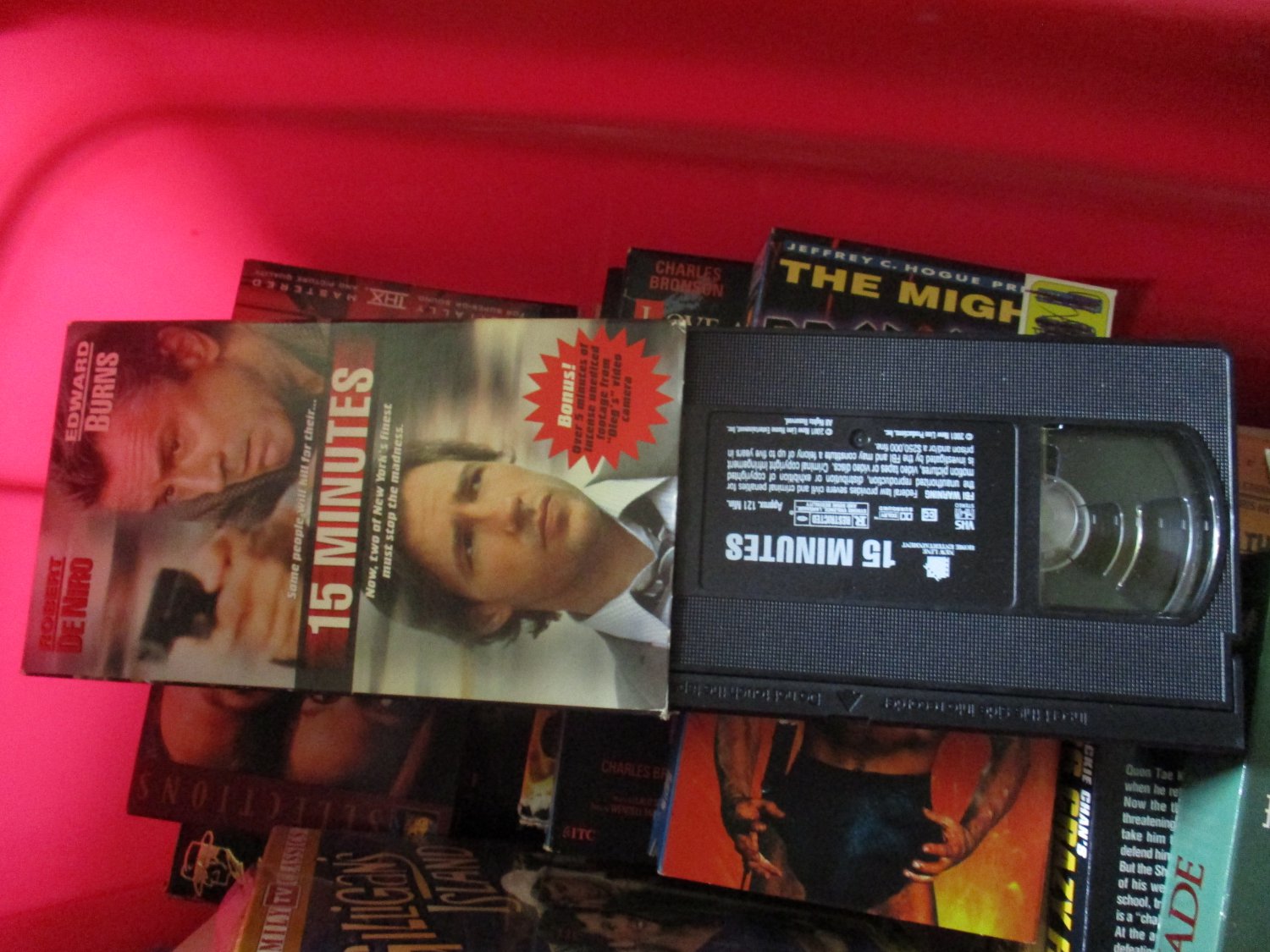 15 Minutes VHS  Robert DeNiro  Edward Burns