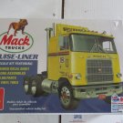 AMT MACK CRUISE-LINER SEMI TRACTOR 1/25 SCALE