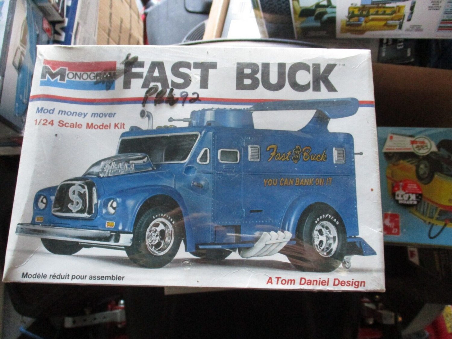 MONOGRAM TOM DANIEL'S FAST BUCK SHOW CAR 1/24 SCALE