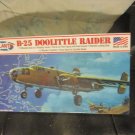 ATLANTIS B-25 DOOLITTLE RAIDER SCALE NOT ON THE BOX