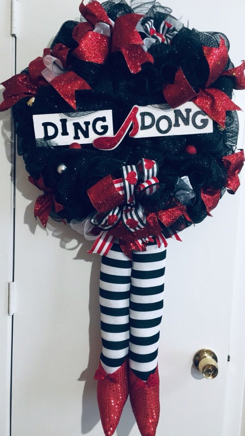 NEW HANDMADE OZ RUBY SLIPPERS WICKED WITCH HALLOWEEN WREATH STRIPED LEGS