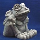 Frog toad gargoyle sculpture