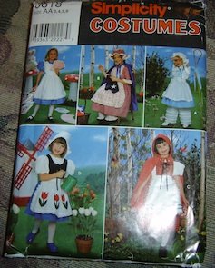 McCalls Sewing Pattern M5728 Girls Costume Witch Bo Peep Wizard