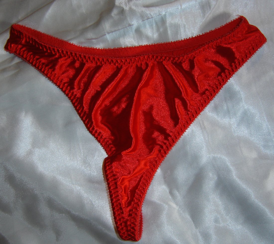 Here's a sexy pair of vintage thong panties tagged Sears, One Size, 33...