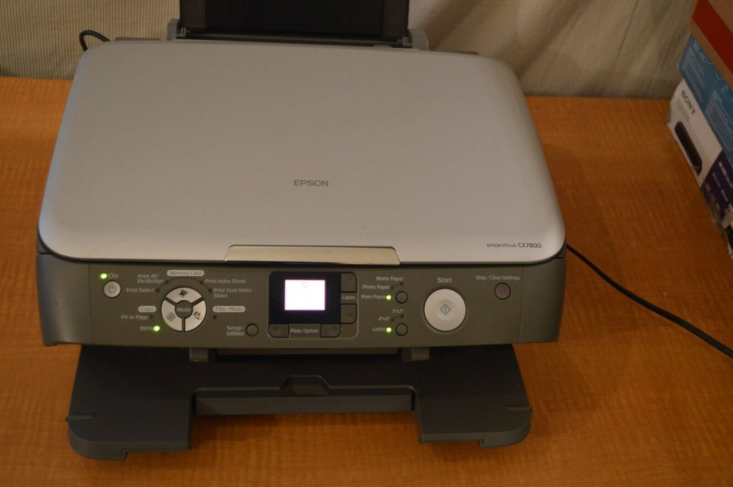Epson Stylus CX7800 All-in-One Printer Copier Scanner Powers up NO INKS Untested