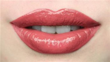 Sweetpea & Fay Lips So Polished Damask